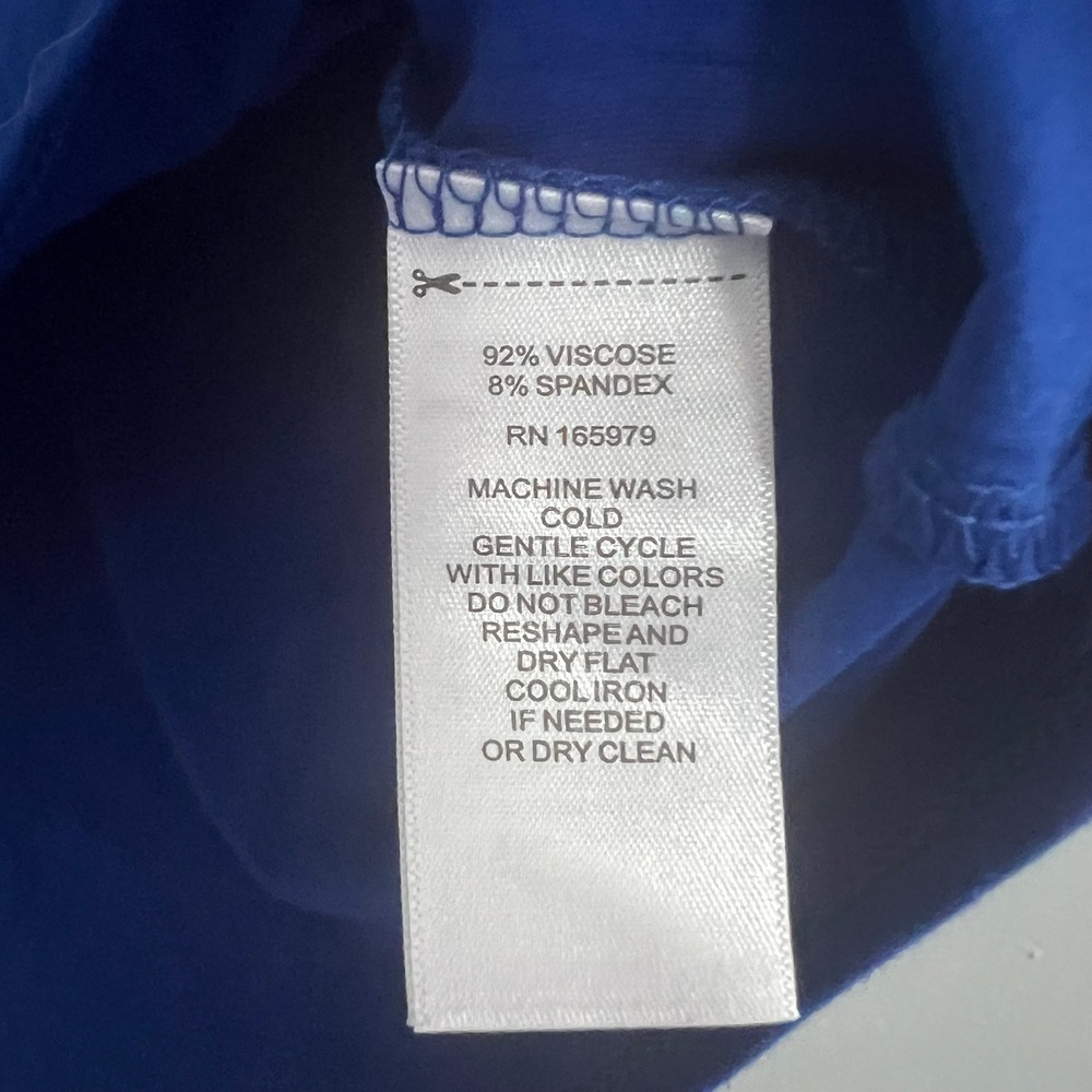 Cable & Gauge Royal Blue V-Neck Pocket Tee High-Low Hem Medium cobalt basics - Picture 5 of 10